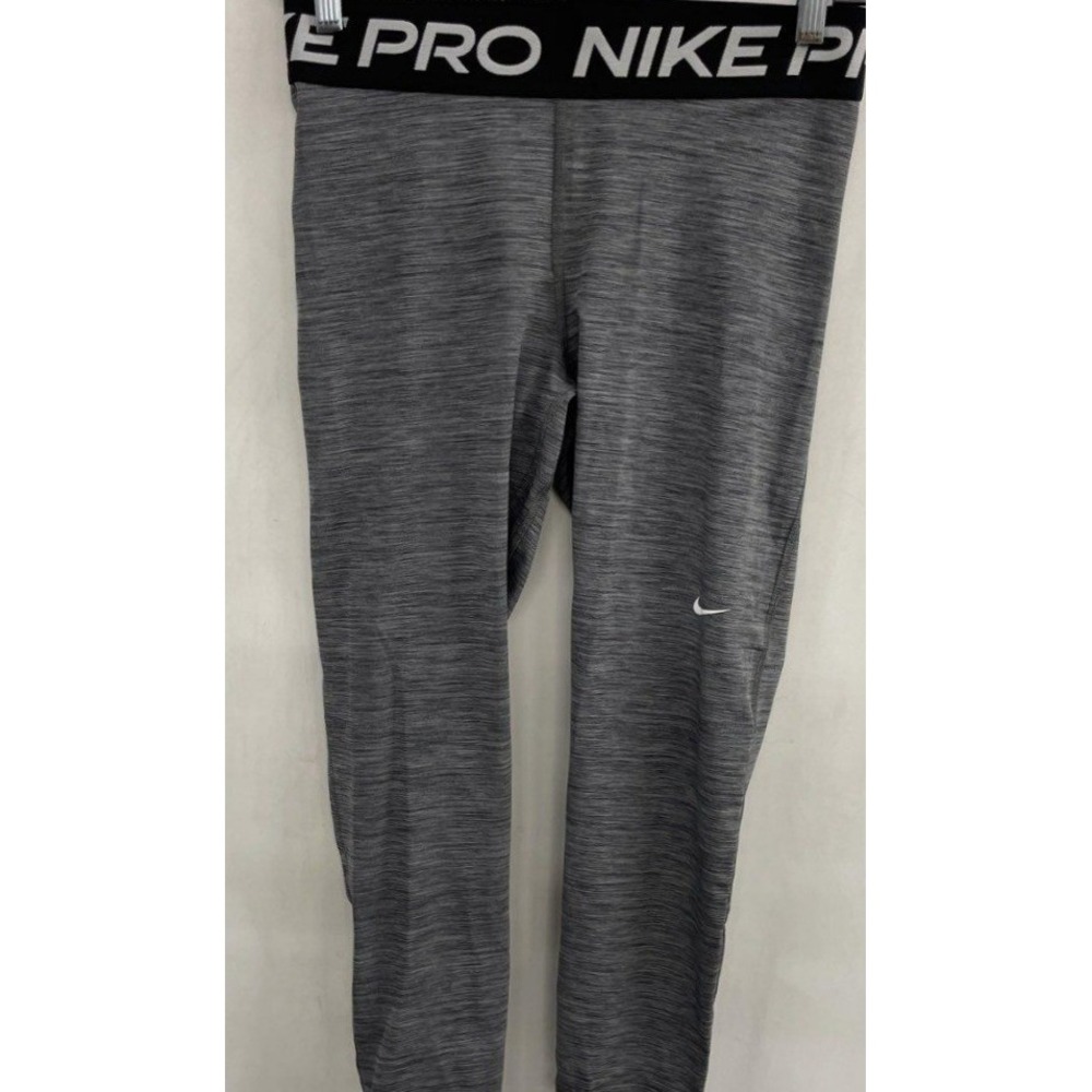 Nike Pro Womens Grey Heathered Training Leggings Capri Pants Size M NWT
